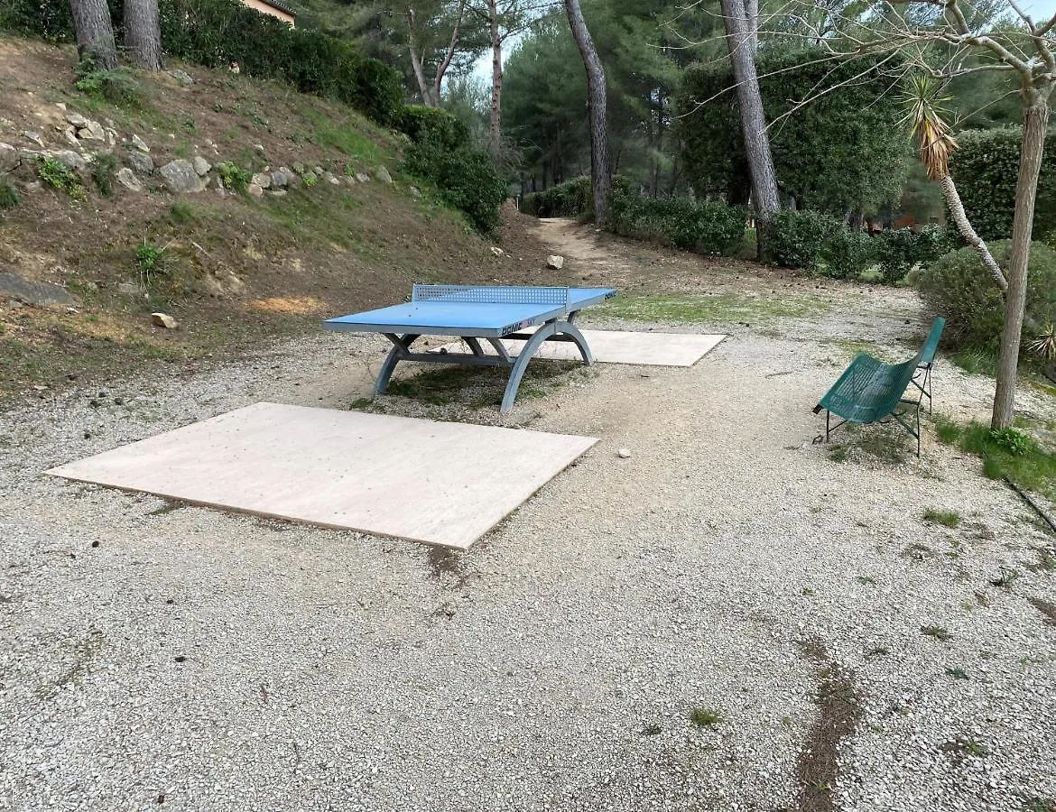 Sanary Bandol Piscine Plage Calme