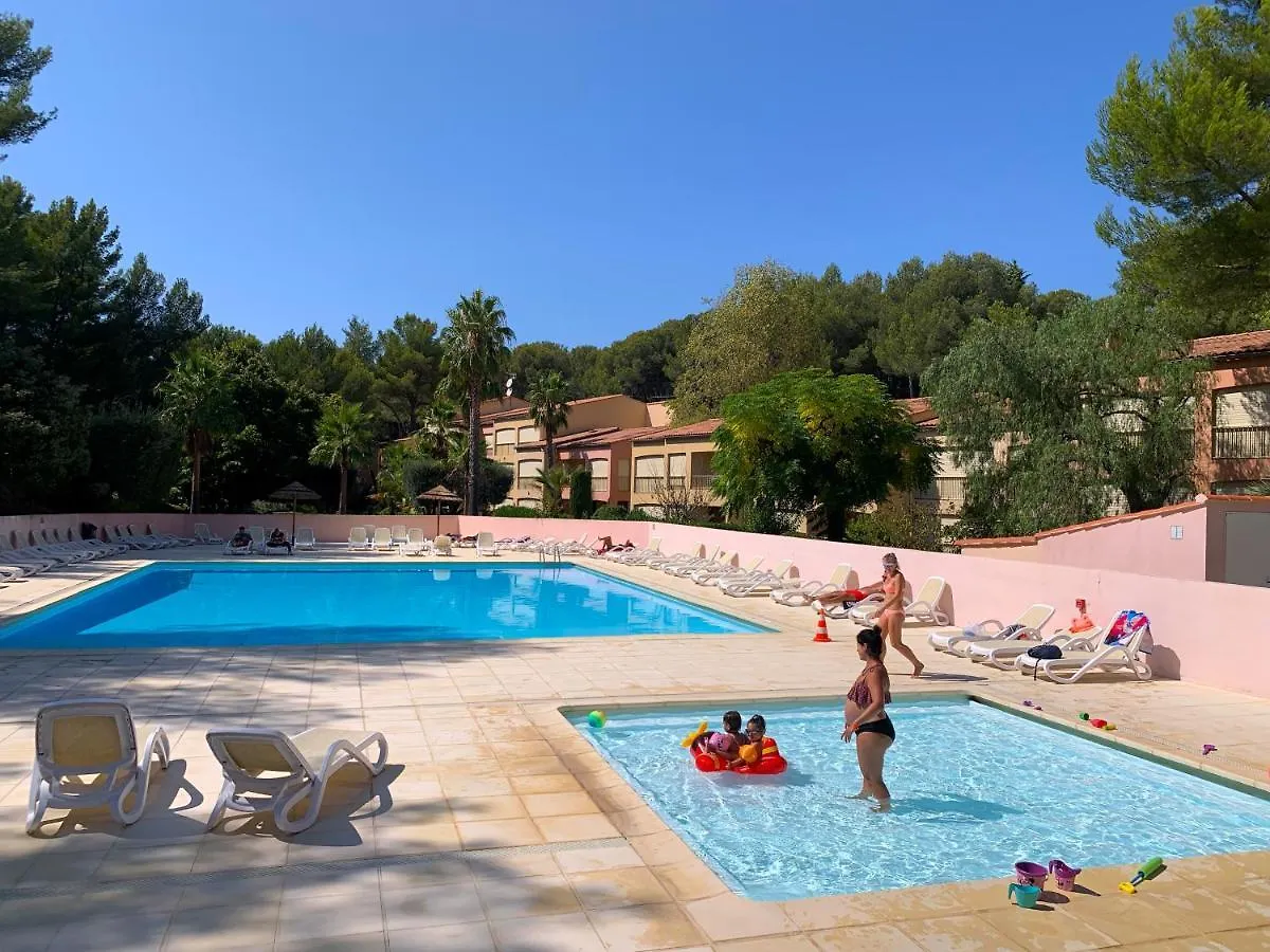 Sanary Bandol Piscine Plage Calme Apartment  Sanary-sur-Mer